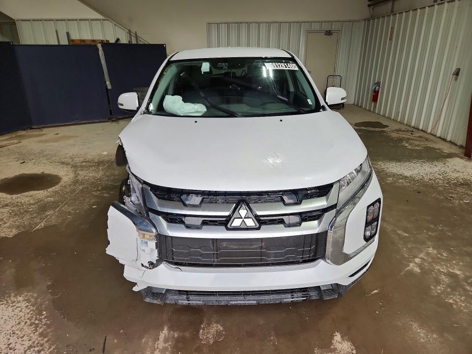 2025 Mitsubishi Outlander sport VIN JA4ARUAU3SU012832 COPART salvage auction — FRONT END, Mn - Certificate Of Title (P), sold $4,250 on 2026-07-20 (photo 5)