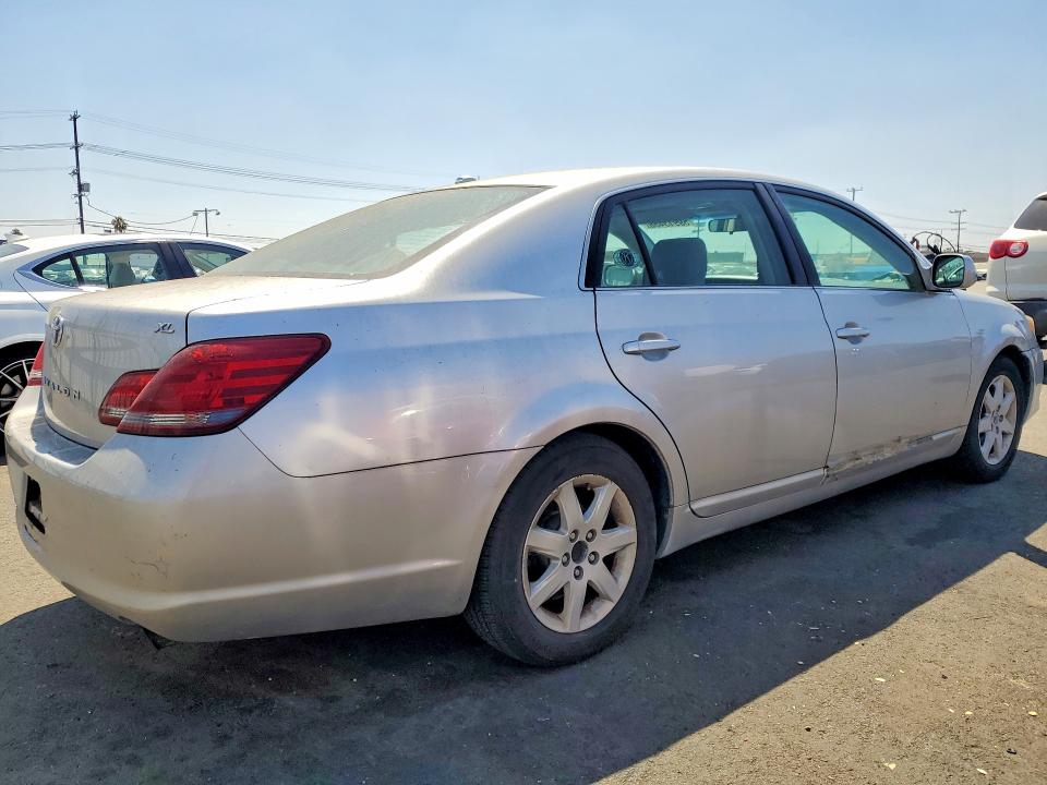 2009 Toyota Avalon VIN 4T1BK36B99U338334 COPART salvage auction — MECHANICAL, ME - DIS/DLR/EXP ONLY CLEAN TITLE, sold $350 on 2026-07-08 (photo 3)