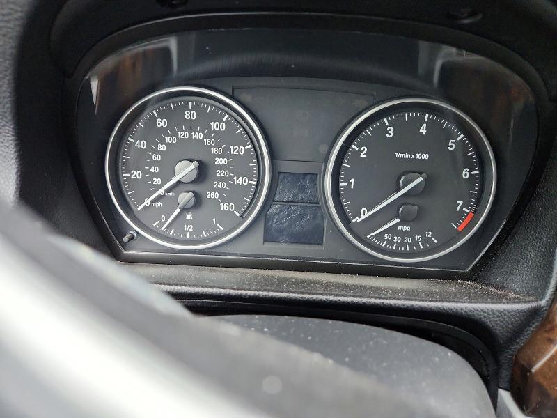 2008 BMW 3 series VIN WBAVC93548K037834 COPART salvage auction — MINOR DENT/SCRATCHES, FL - CERTIFICATE OF TITLE (P), sold $375 on 2026-07-23 (photo 9)