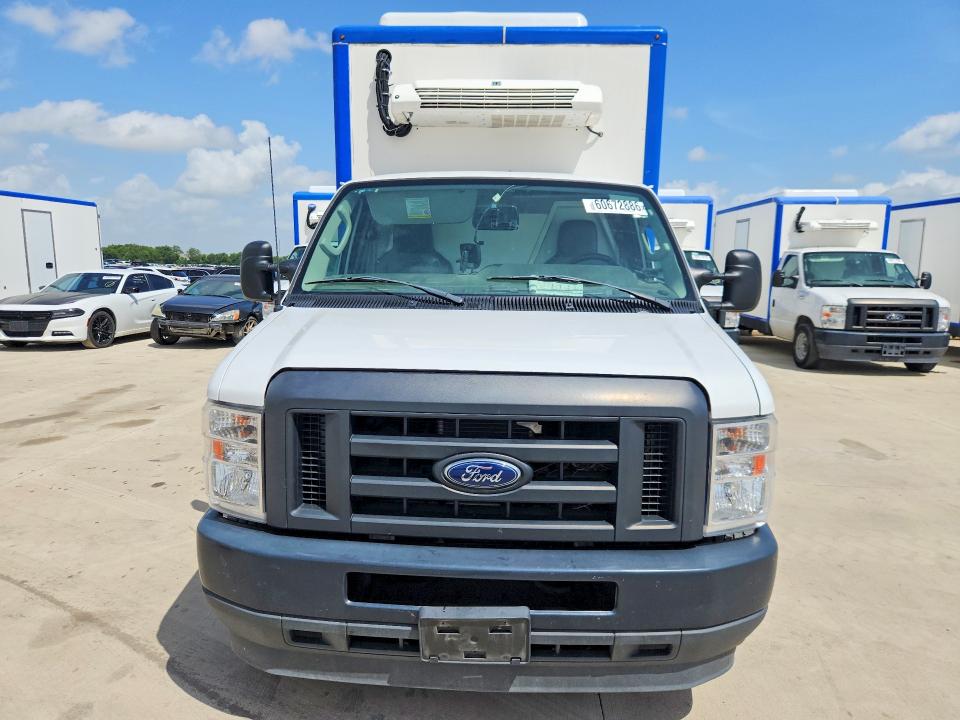 2023 Ford E-350 VIN 1FDWE3FK4PDD00838 COPART salvage auction — MECHANICAL, TX - CERTIFICATE OF TITLE, sold $9,400 on 2026-07-28 (photo 5)