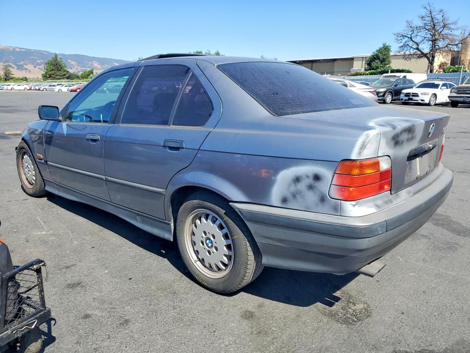 1995 BMW 3er VIN WBACB4320SFM24187 COPART salvage auction — FRONT END, Ca - Salvage Certificate, sold $500 on 2026-08-06 (photo 2)