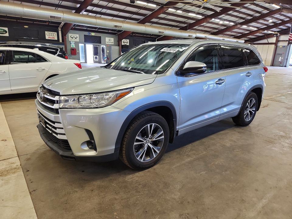2017 Toyota Highlander VIN 5TDBZRFH7HS379670 COPART salvage auction — REAR END, Ma - Certificate Of Title (P), sold $9,000 on 2026-07-28 (photo 1)