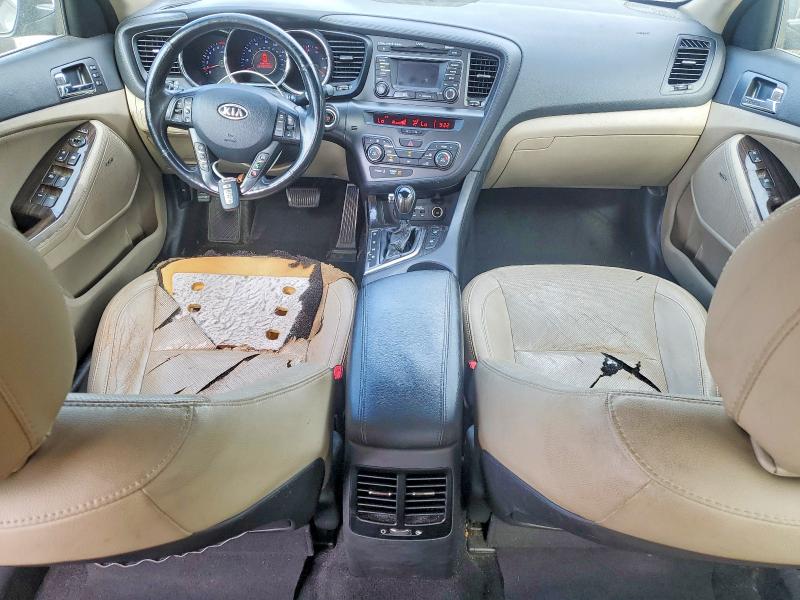 2012 Kia VIN 5XXGN4A74CG038708 COPART salvage auction — SIDE, Salvage Title, sold $750 on 2026-07-14 (photo 8)