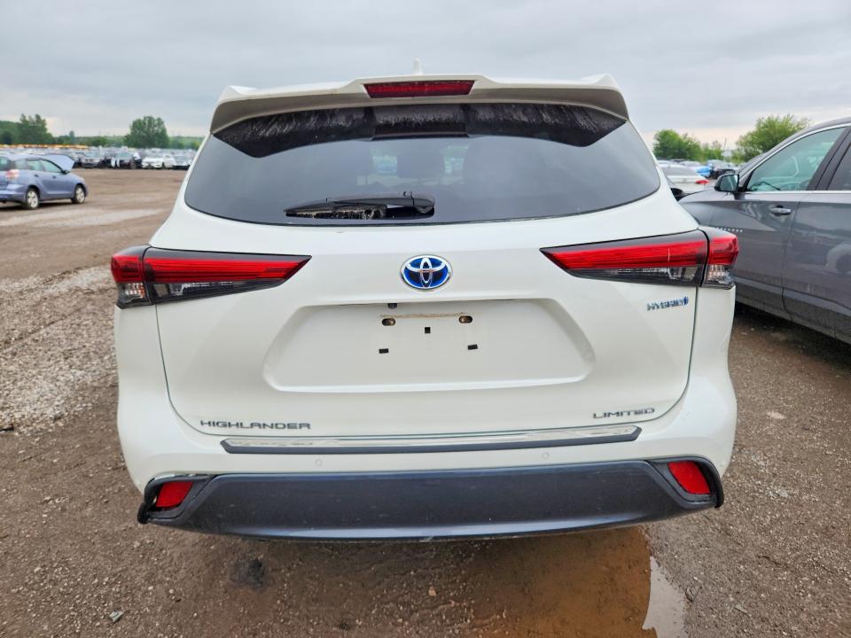 2020 Toyota Highlander hybrid VIN 5TDDBRCH2LS009091 COPART salvage auction — FRONT END, ON - PERMIT NO BRAND - UNFIT, sold $24,500 on 2026-08-25 (photo 6)