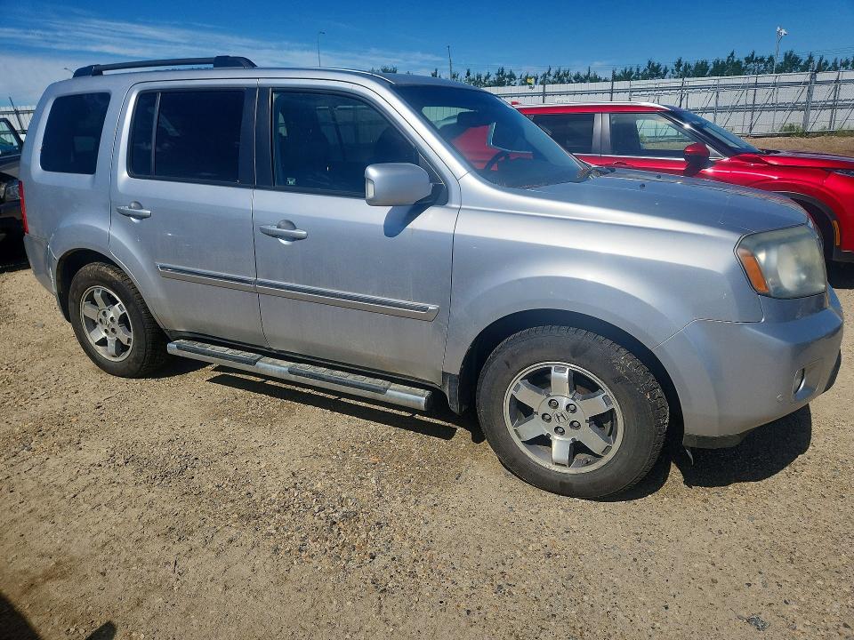 2010 Honda Pilot VIN 5FNYF4H93AB503486 COPART salvage auction — MECHANICAL, Ab - Bos - Active, sold $1,800 on 2026-07-09 (photo 4)