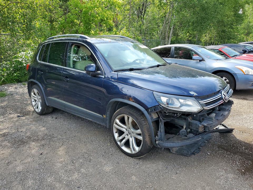 2012 Volkswagen Tiguan VIN WVGBV7AX5CW599621 COPART salvage auction — REAR END, ON - PERMIT NO BRAND - UNFIT, sold $300 on 2026-07-23 (photo 4)