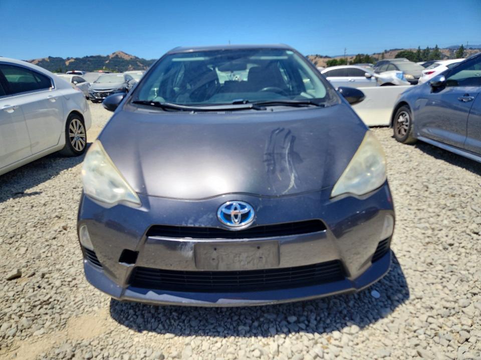 2013 Toyota Prius c VIN JTDKDTB38D1552271 COPART salvage auction — MINOR DENT/SCRATCHES, Ca - Salvage Certificate, sold $850 on 2026-07-21 (photo 5)