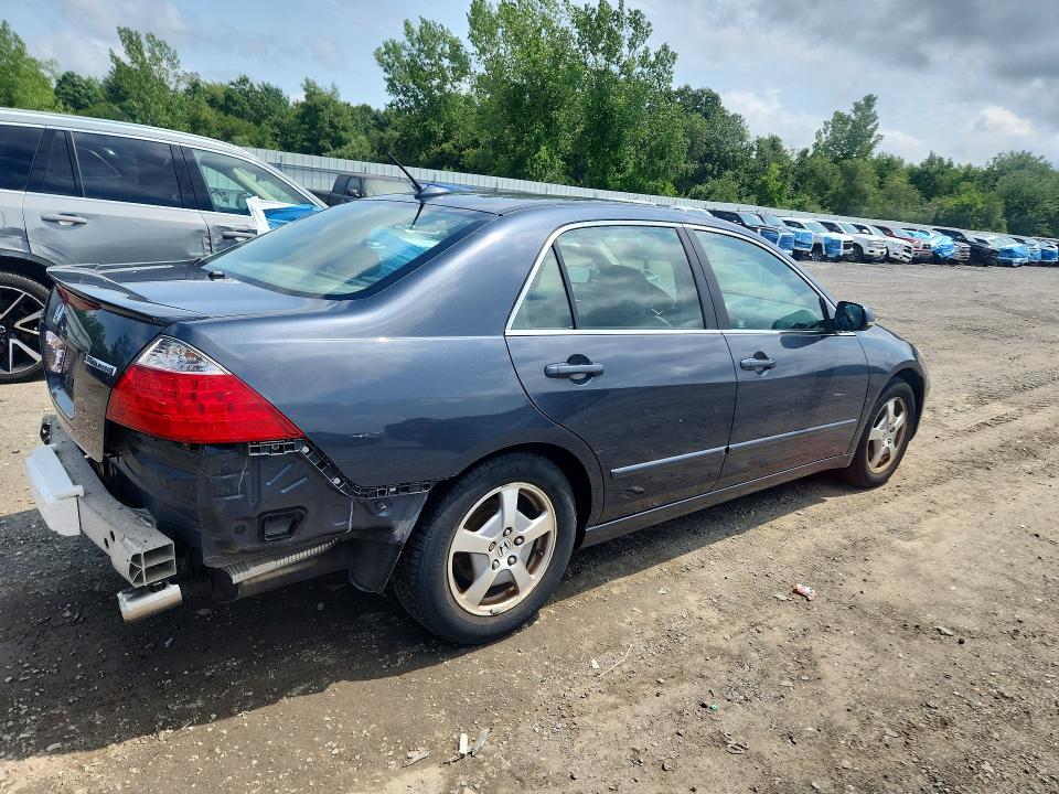 2006 Honda Accord VIN JHMCN364X6C003519 COPART salvage auction — REAR END, Ma - Cert Of Title-Reconstrctd Coll, sold $125 on 2026-07-29 (photo 3)
