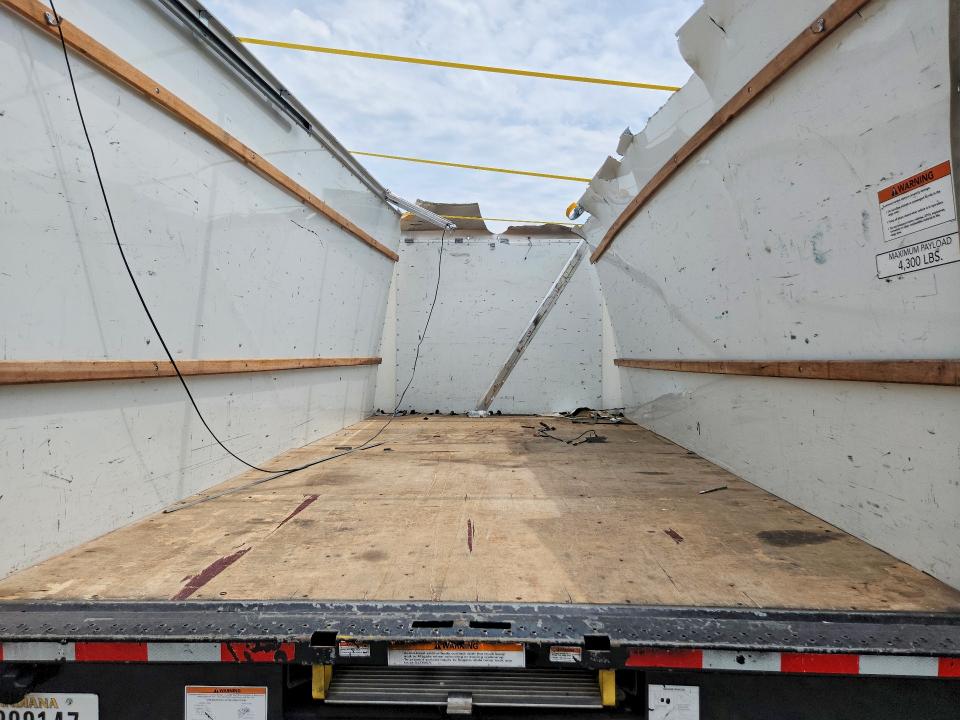 2022 Gmc Savana VIN 7GZ37TC75NN002441 COPART salvage auction — ROOF, Salvage Title, sold $2,550 on 2026-07-29 (photo 6)