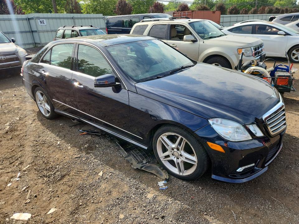2011 Mercedes-benz E-class VIN WDDHF8HB5BA368277 COPART salvage auction — REAR END, CT - CERT OF TITLE-SALVAGE, sold $700 on 2026-07-24 (photo 4)