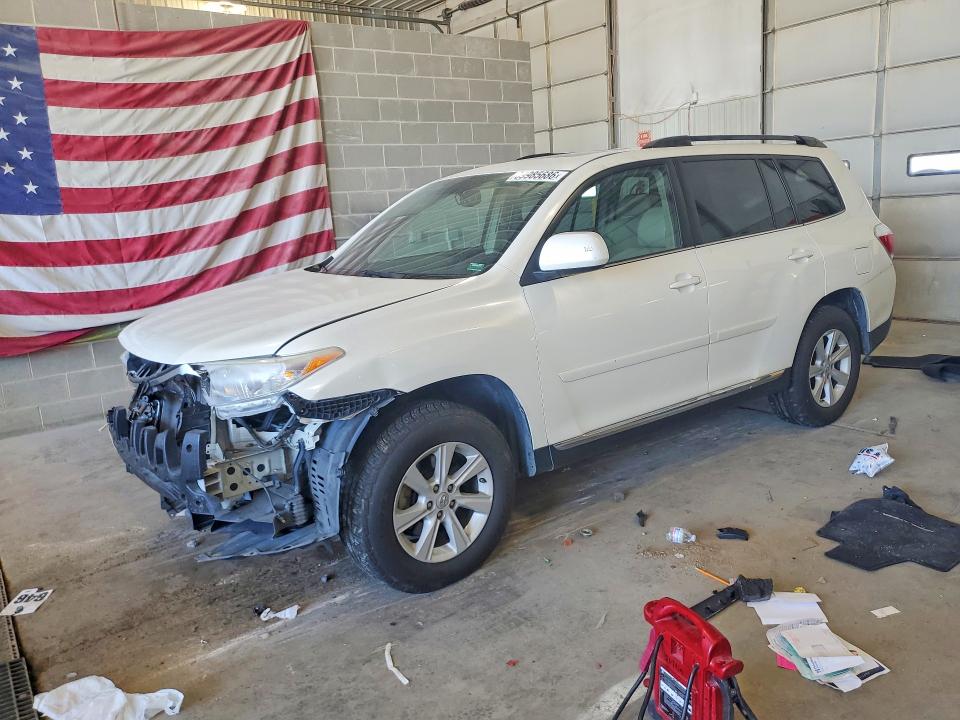2013 Toyota Highlander VIN 5TDBK3EH5DS229988 COPART salvage auction — FRONT END, Mo - Salvage Certificate Of Title, sold $70 on 2026-07-28 (photo 1)