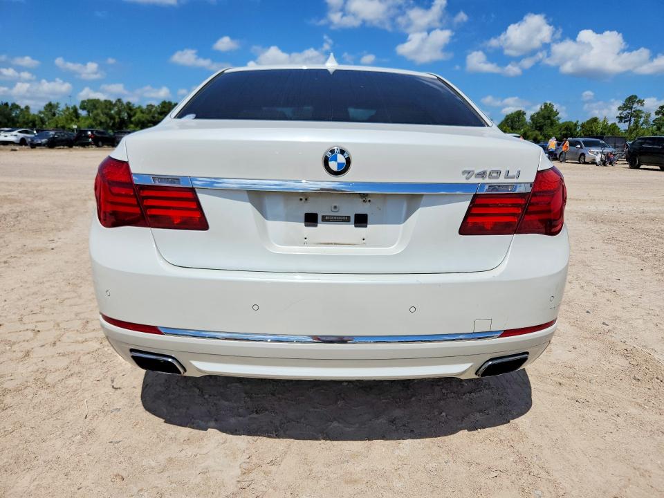 2014 BMW VIN WBAYE4C5XED138421 COPART salvage auction — WATER/FLOOD, TX - CERT OF TITLE-REBLT SLVG FLOOD (P), sold $2,100 on 2026-07-28 (photo 6)
