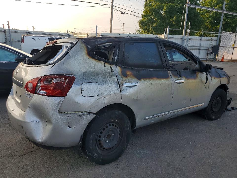 2015 Nissan Rogue VIN JN8AS5MT1FW165310 COPART salvage auction — BURN, OH - CERT OF TITLE-SALVAGE, sold $90 on 2026-07-15 (photo 3)