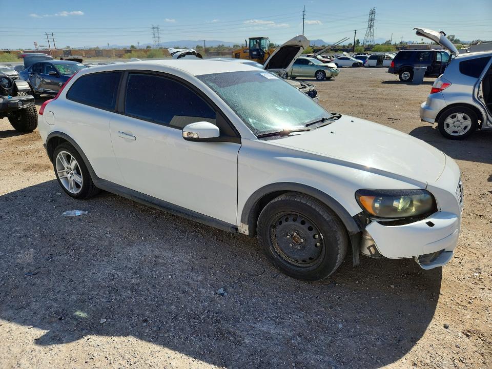 2009 Volvo C30 VIN YV1MK672392147639 COPART salvage auction — FRONT END, AZ - CERTIFICATE OF TITLE, sold $175 on 2026-07-17 (photo 4)
