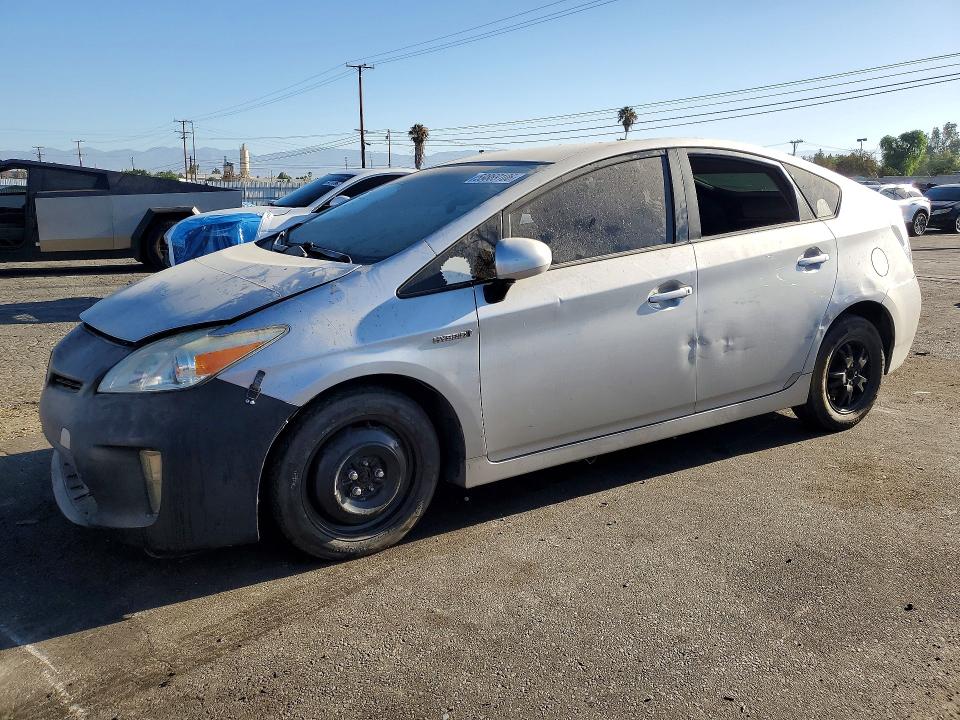 2014 Toyota Prius VIN JTDKN3DU2E0389952 COPART salvage auction — MINOR DENT/SCRATCHES, CA - SALVAGE CERTIFICATE, sold $550 on 2026-07-16 (photo 1)