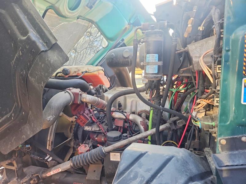 2017 Mack Cxu612 VIN 1M1AW01XXHM009713 COPART salvage auction — MINOR DENT/SCRATCHES, OK - CERTIFICATE OF TITLE (P), sold $1,450 on 2026-09-02 (photo 7)
