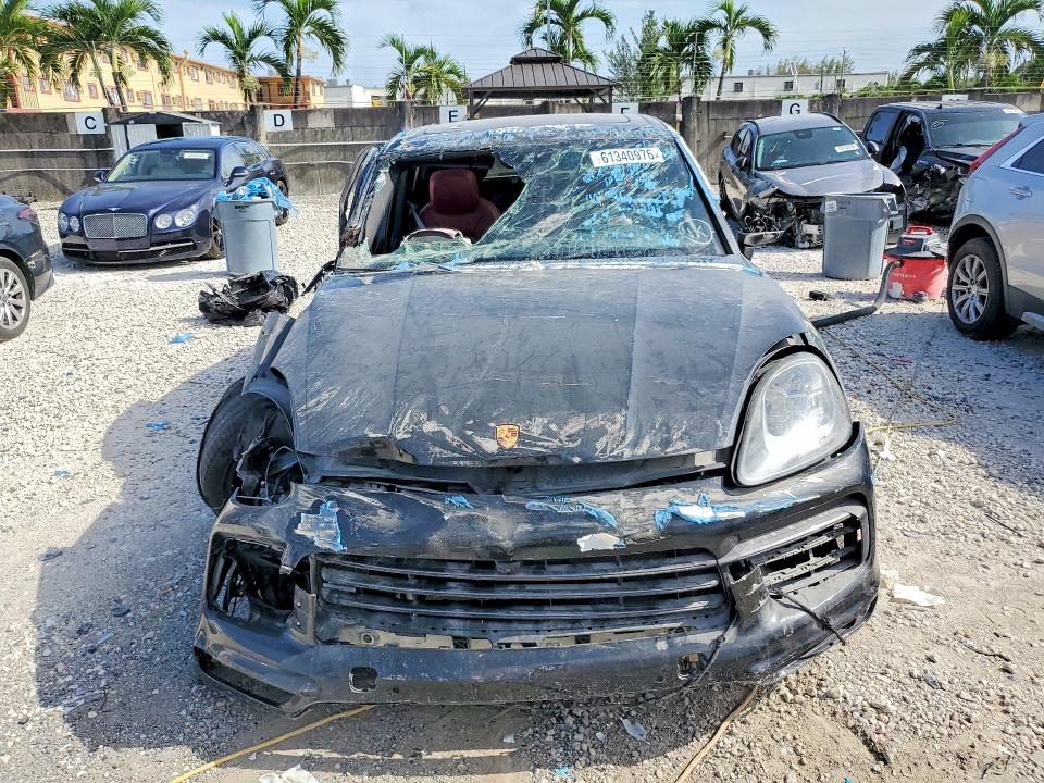 2023 Porsche Cayenne VIN WP1AE2AY1PDA12004 COPART salvage auction — FRONT END, VA - CERTIFICATE OF TITLE (P), sold $2,600 on 2026-07-31 (photo 5)