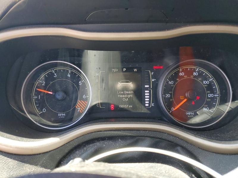 2015 Jeep Cherokee VIN 1C4PJMCB3FW588952 COPART salvage auction — FRONT END, MA - CERT OF TITLE-RECONSTRCTD COLL, sold $550 on 2026-08-14 (photo 9)