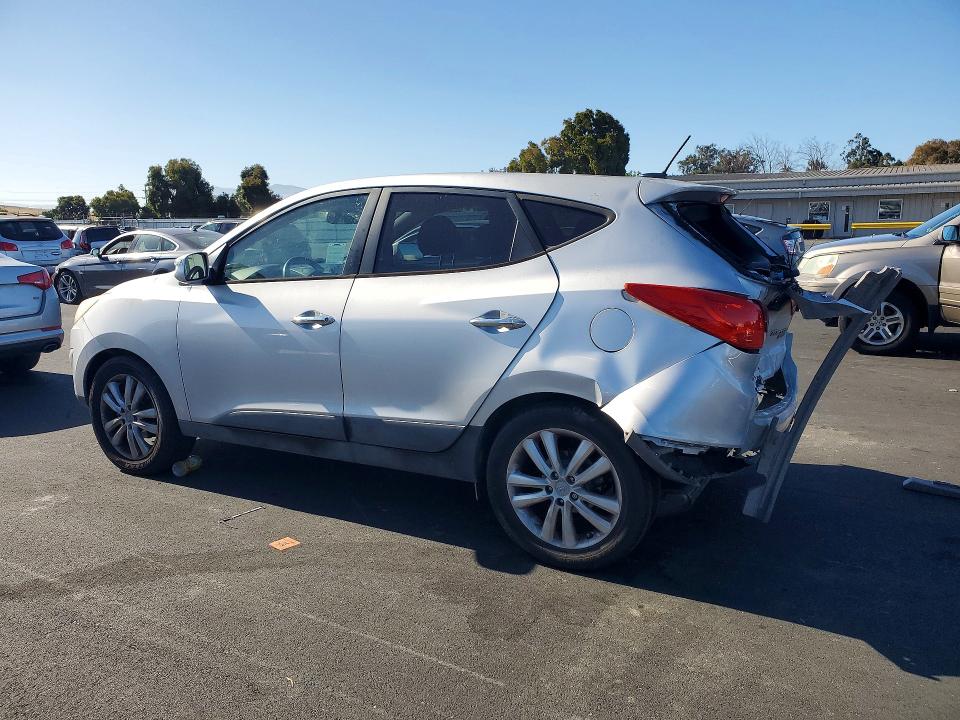 2011 Hyundai Tucson VIN KM8JU3AC4BU140255 COPART salvage auction — REAR END, CA - SALVAGE CERTIFICATE, sold $1,100 on 2026-07-15 (photo 2)