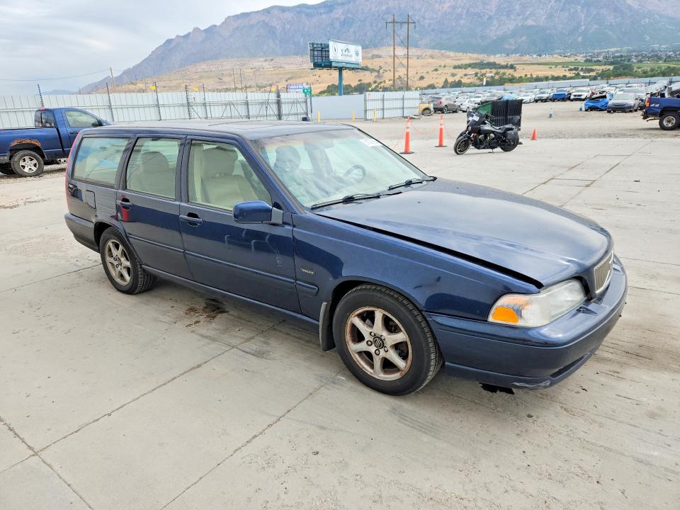1998 Volvo V70 VIN YV1LW5671W2498794 COPART salvage auction — SIDE, Ut - Salvage Certificate, sold $175 on 2026-08-17 (photo 4)