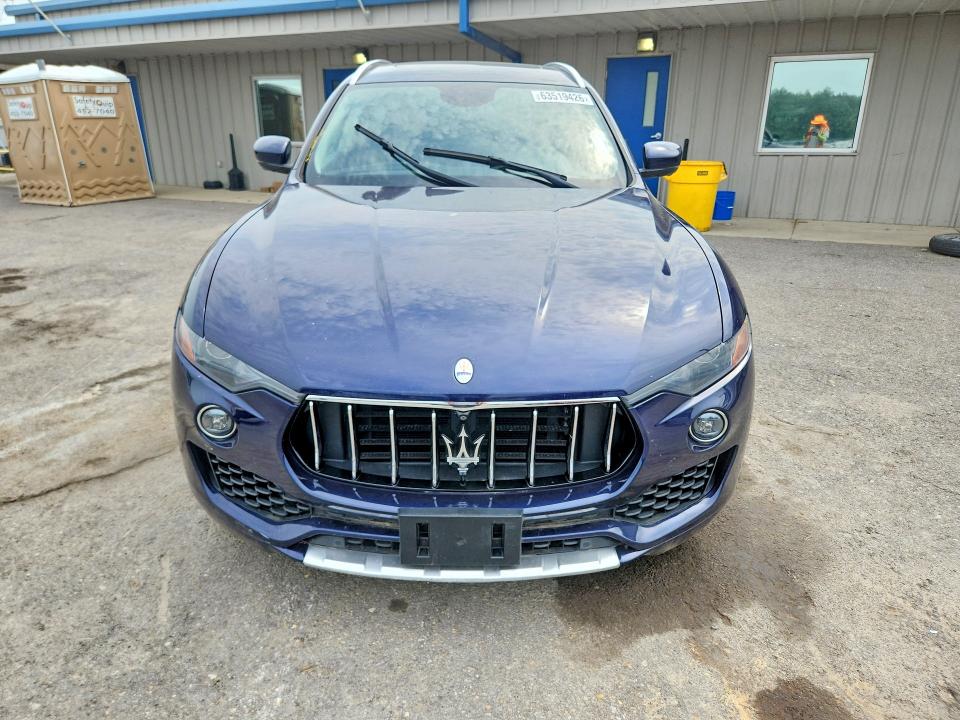 2017 Maserati Levante VIN ZN661XUL2HX263371 COPART salvage auction — NORMAL WEAR, Mo - Salvage Certificate Of Title, sold $1,850 on 2026-08-13 (photo 5)