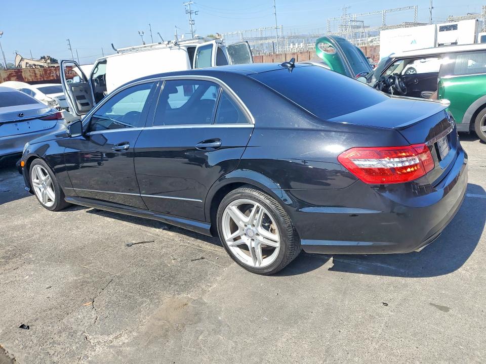 2013 Mercedes-benz E-klasse VIN WDDHF5KB5DA747421 COPART salvage auction — NORMAL WEAR, Ca - Dis/Dlr/Exp Only Clean Title, sold $3,600 on 2026-08-06 (photo 2)