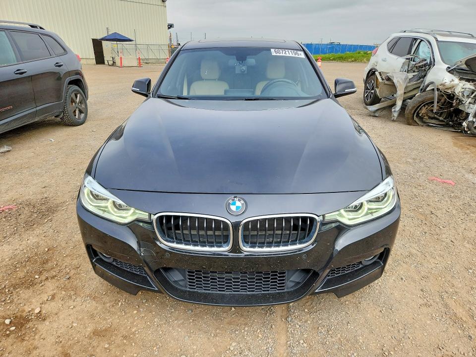 2018 BMW 3er VIN WBA8D9G55JNU70281 COPART salvage auction — NORMAL WEAR, AB - OOP - ACTIVE, sold $23,000 on 2026-07-29 (photo 5)