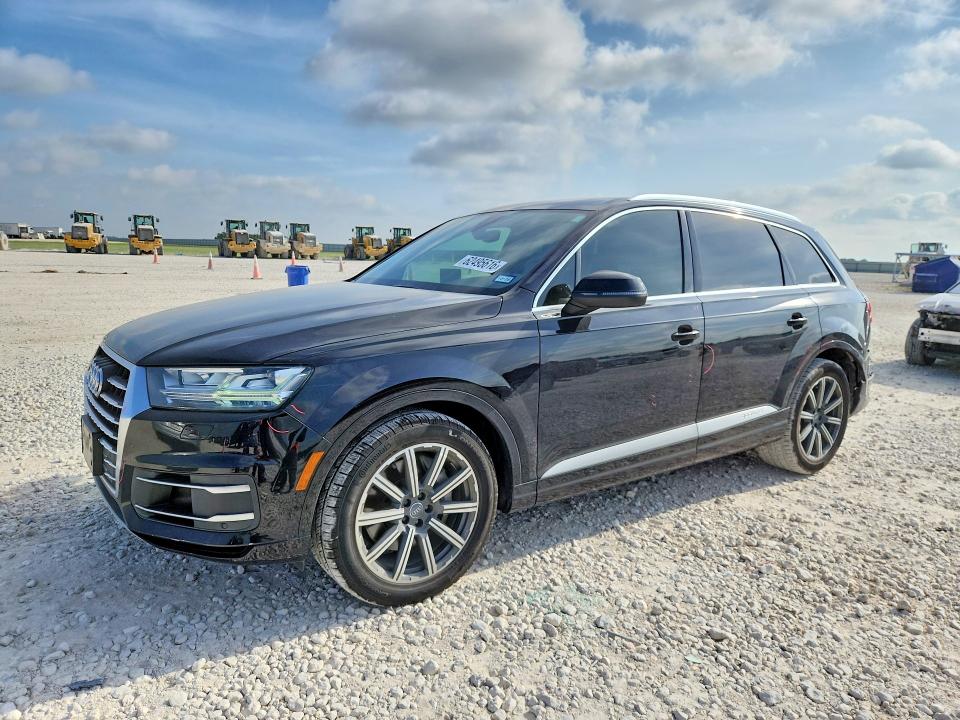 2019 Audi Q7 VIN WA1LAAF76KD047673 — COPART salvage auction photo