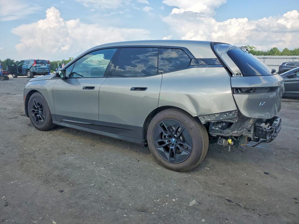 2023 BMW Ix VIN WB523CF04PCM48299 COPART salvage auction — REAR END, Salvage Title, sold $24,000 on 2026-07-29 (photo 2)