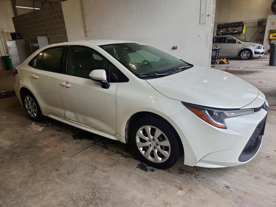 2020 Toyota Corolla VIN JTDEPRAE6LJ029260 COPART salvage auction — SIDE, Mo - Salvage Certificate Of Title, sold $400 on 2026-07-28 (photo 4)