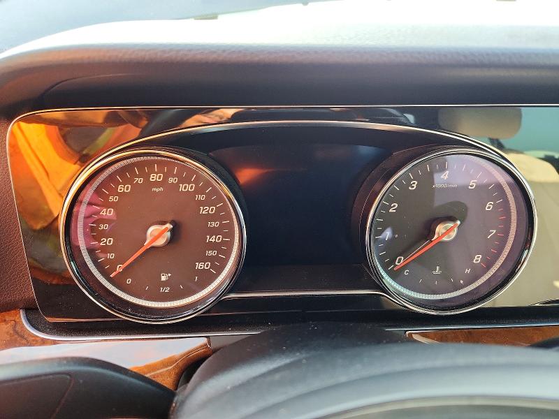 2018 Mercedes-benz E-klasse VIN WDDZF4JBXJA300532 COPART salvage auction — WATER/FLOOD, FL - CERT OF TITLE-SLVG REBLD FLOOD, sold $15 on 2026-07-21 (photo 9)