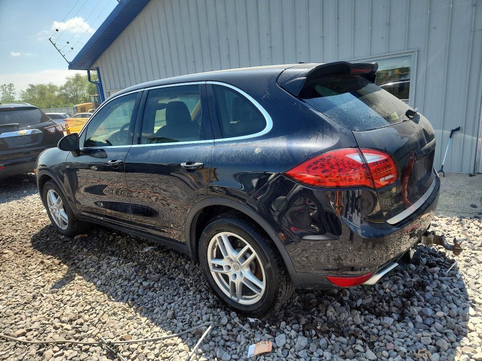 2013 Porsche Cayenne VIN WP1AF2A26DLA37880 COPART salvage auction — Burn Engine, Al - Cert Of Title-Salvage Title, sold $1,650 on 2026-08-17 (photo 2)