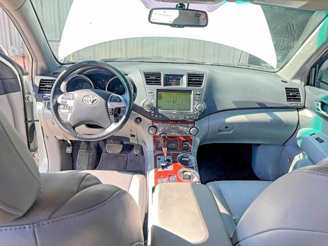 2011 Toyota Highlander VIN 5TDYK3EH3BS038710 COPART salvage auction — NORMAL WEAR, Tx - Certificate Of Title (P), sold $4,900 on 2026-07-28 (photo 9)