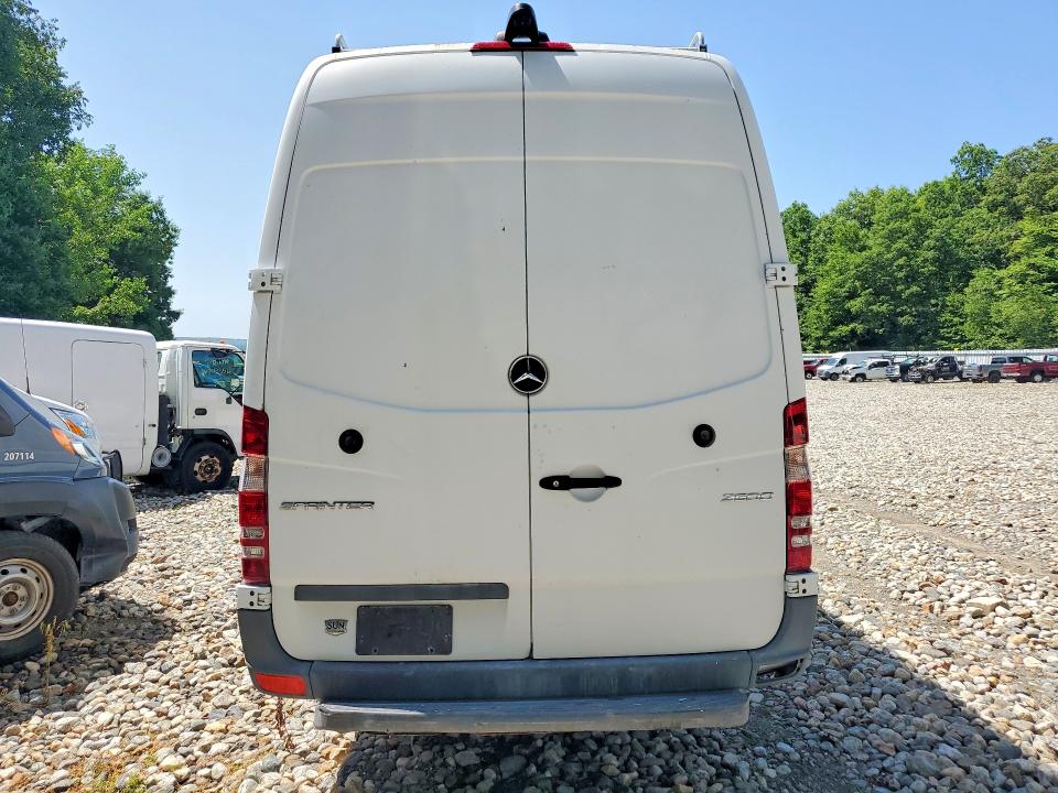 2018 Mercedes-benz Sprinter VIN WD3PE8CD4JP600021 COPART salvage auction — MECHANICAL, Pa - Cert Of Title, sold $4,850 on 2026-07-13 (photo 6)