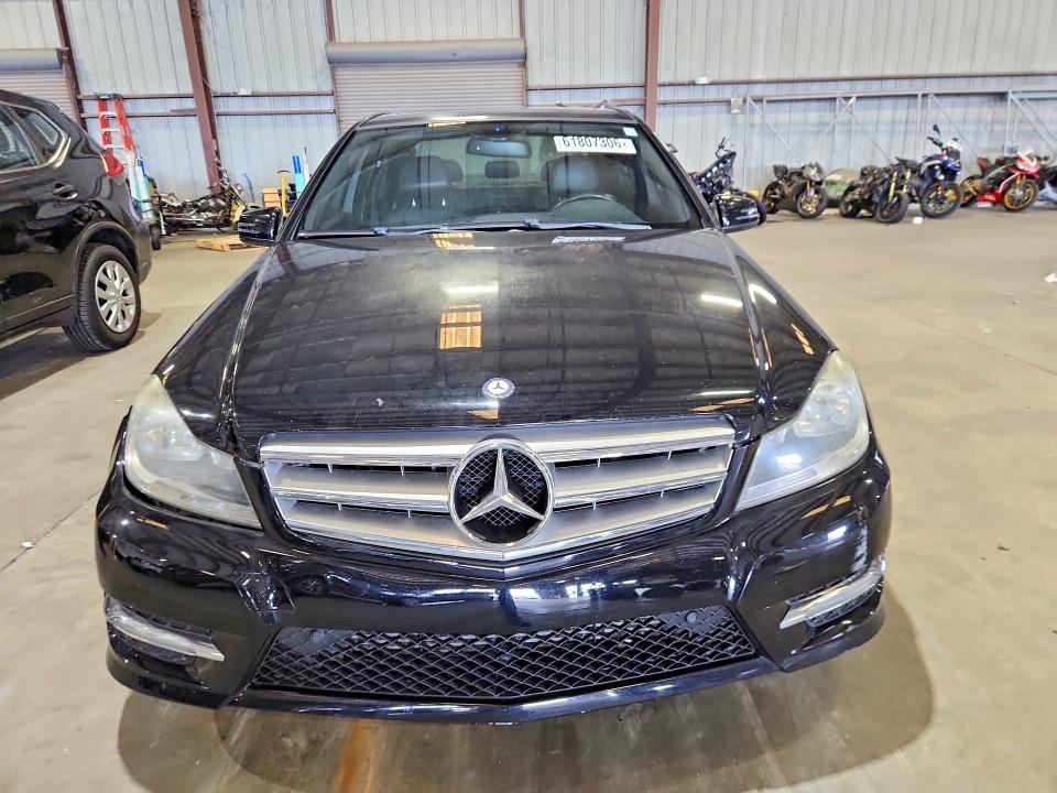2013 Mercedes-benz C-klasse VIN WDDGF4HB1DR272980 COPART salvage auction — MECHANICAL, Fl - Certificate Of Title, sold $225 on 2026-08-03 (photo 5)