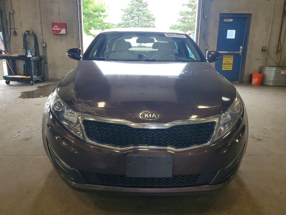 2013 Kia Optima VIN 5XXGM4A79DG212776 COPART salvage auction — MINOR DENT/SCRATCHES, MN - CERT OF TITLE-PRIOR SALVAGE, sold $525 on 2026-07-11 (photo 5)