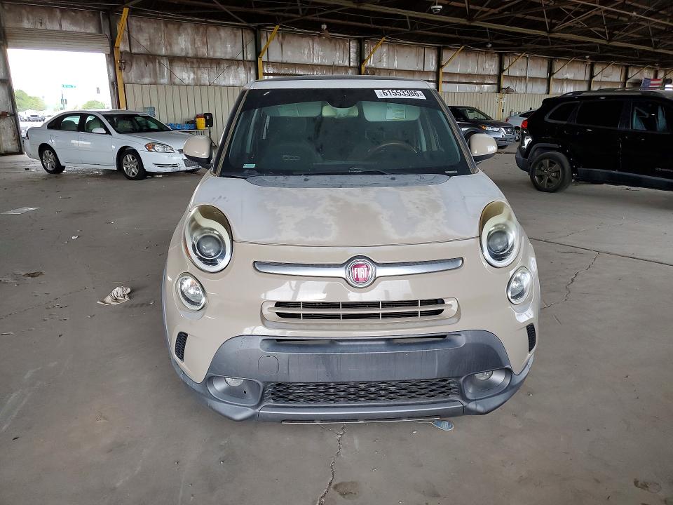 2014 Fiat 500l VIN ZFBCFADHXEZ018089 COPART salvage auction — MINOR DENT/SCRATCHES, AZ - CERTIFICATE OF TITLE, sold $1,700 on 2026-07-29 (photo 5)