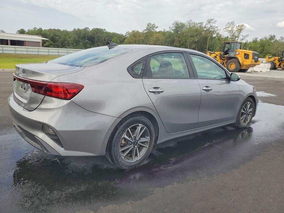 2024 Kia Forte VIN 3KPF24AD6RE738600 COPART salvage auction — FRONT END, TN - CERTIFICATE OF TITLE (P), sold $5,100 on 2026-07-22 (photo 3)