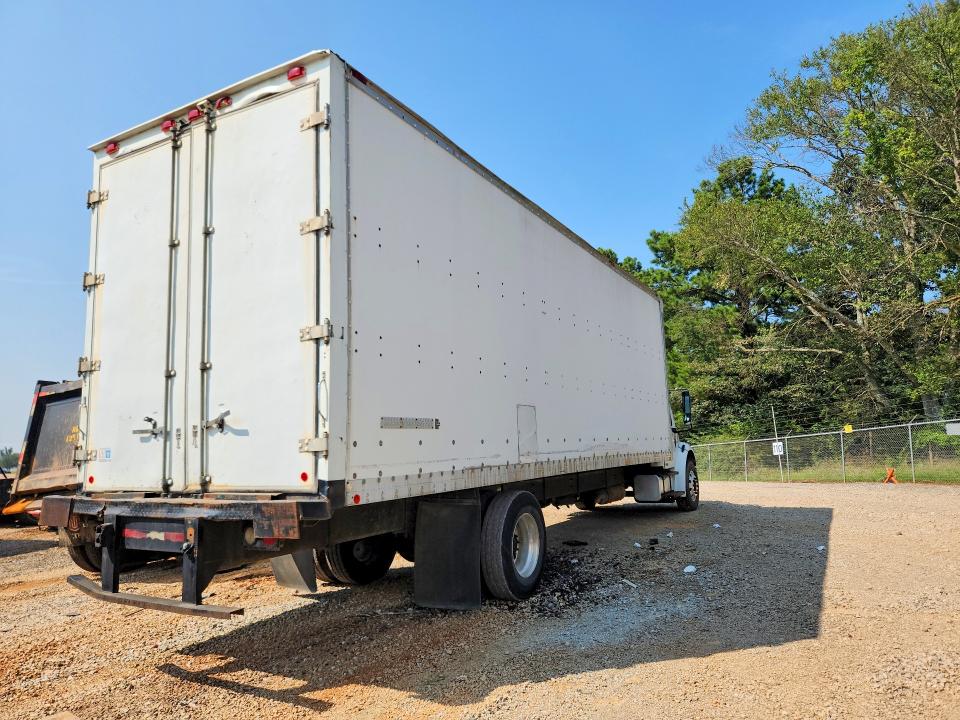 2006 Freightliner M2 VIN 1FVACXDC46HU98792 COPART salvage auction — REAR END, AL - CERT OF TITLE-SALVAGE TITLE, sold $4,050 on 2026-09-02 (photo 3)