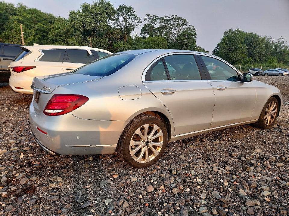 2019 Mercedes-benz E-klasse VIN WDDZF4KB9KA562784 COPART salvage auction — WATER/FLOOD, Ny - Mv-907A Salvage Certificate, sold $4,200 on 2026-07-28 (photo 3)