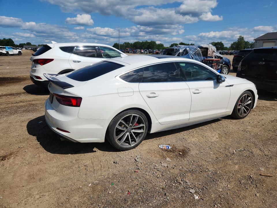 2018 Audi Rs5 VIN WAUC4CF54JA032979 COPART salvage auction — FRONT END, MI - CERTIFICATE OF TITLE, sold $7,300 on 2026-09-23 (photo 3)