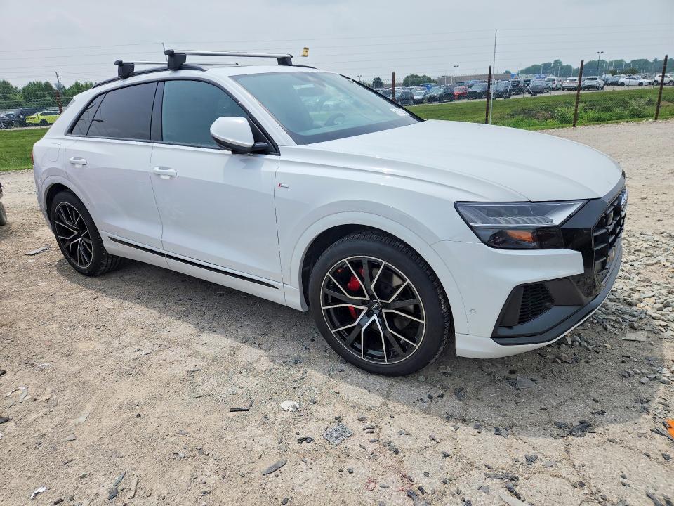 2020 Audi Q8 VIN WA1FVAF11LD010688 COPART salvage auction — NORMAL WEAR, MT - CERTIFICATE OF TITLE, sold $9,100 on 2026-07-24 (photo 4)