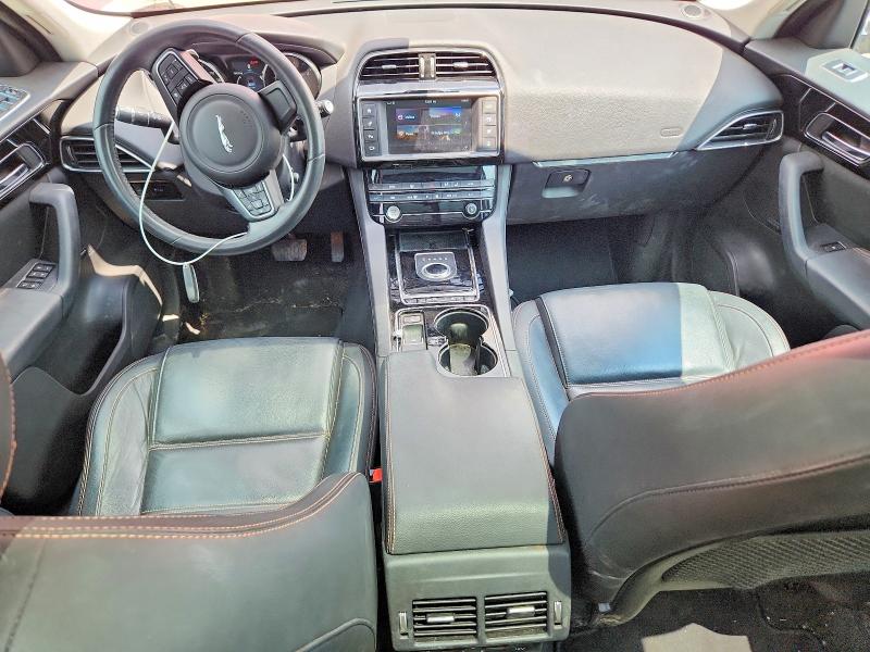 2017 Jaguar F-pace VIN SADCK2BN2HA087941 COPART salvage auction — NORMAL WEAR, Ok - Certificate Of Title, sold $2,550 on 2026-07-28 (photo 8)