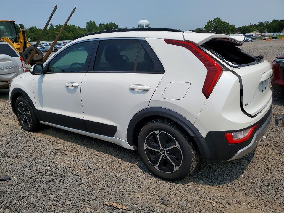 2023 Kia Niro VIN KNDCR3LE2P5051508 COPART salvage auction — ROOF, Salvage Title, sold $8,200 on 2026-08-21 (photo 2)