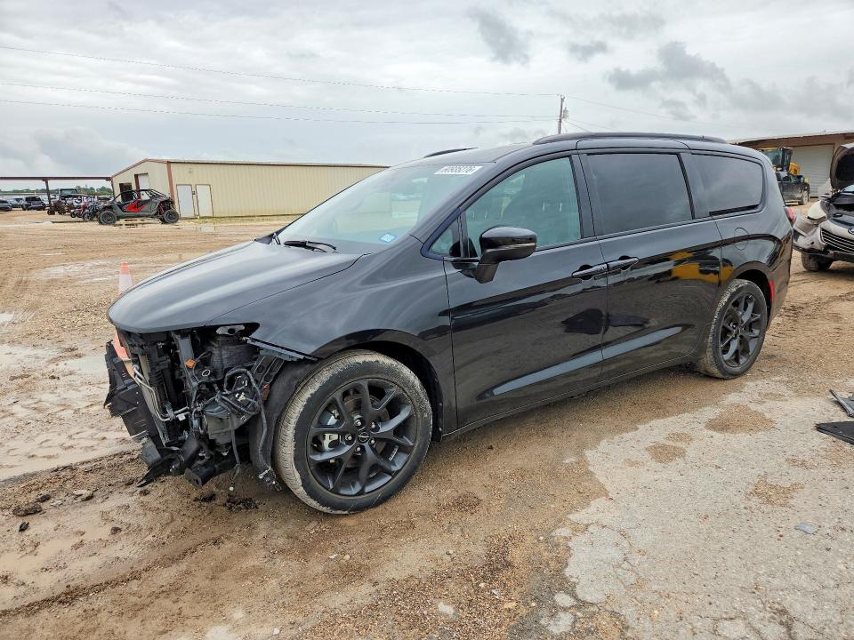 2023 Chrysler Pacifica VIN 2C4RC1BG6PR603775 — COPART salvage auction photo