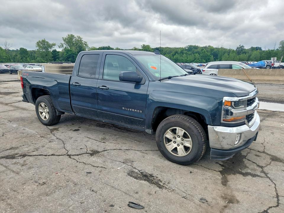 2018 Chevrolet Silverado VIN 1GCVKREC0JZ232781 COPART salvage auction — MINOR DENT/SCRATCHES, Salvage Title, sold $3,750 on 2026-09-03 (photo 4)