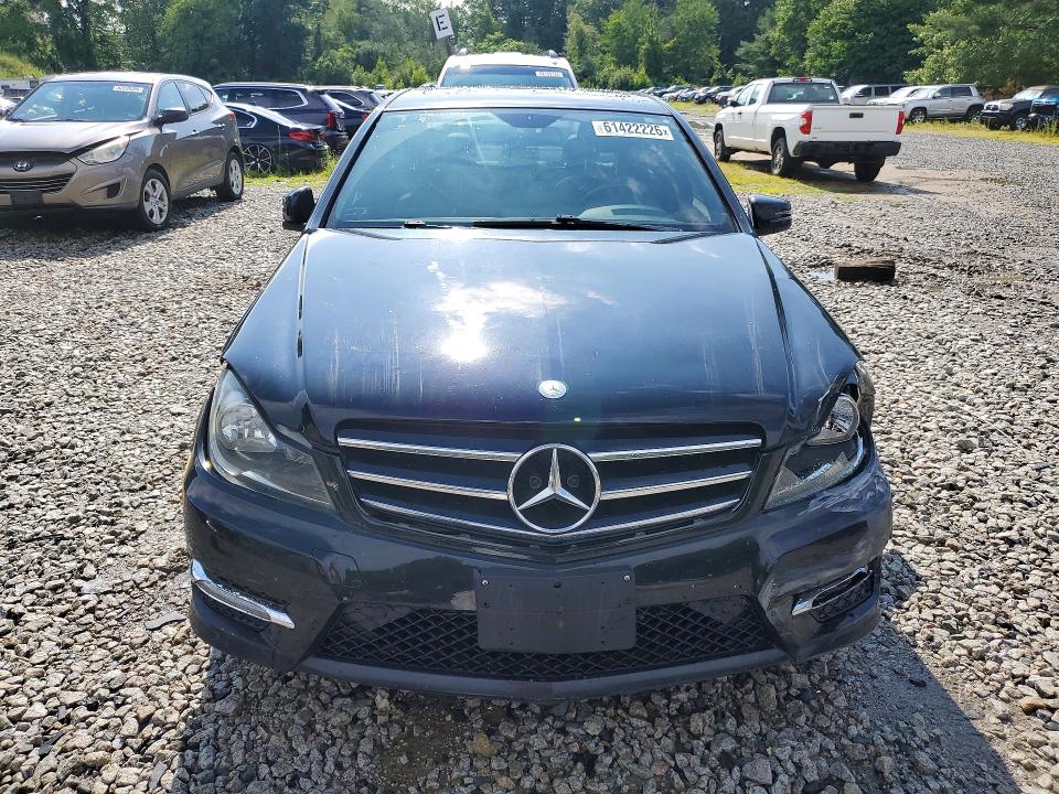 2014 Mercedes-benz C-klasse VIN WDDGF8AB8EA952859 COPART salvage auction — FRONT END, Ct - Cert Of Title-Rebuilt, sold $125 on 2026-07-29 (photo 5)