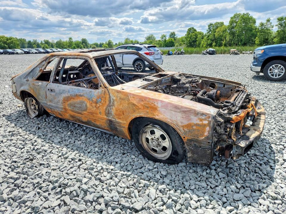 1985 Ford Mustang VIN 1FABP28M8FF182016 COPART salvage auction — BURN, Oh - Bill Of Sale-Parts Only, sold $275 on 2026-08-03 (photo 4)