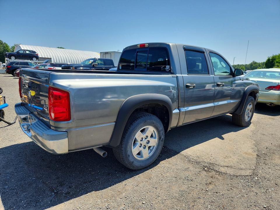 2006 Dodge Dakota VIN 1D7HE48N86S512989 COPART salvage auction — MINOR DENT/SCRATCHES, Vt - Certificate Of Title, sold $475 on 2026-07-09 (photo 3)