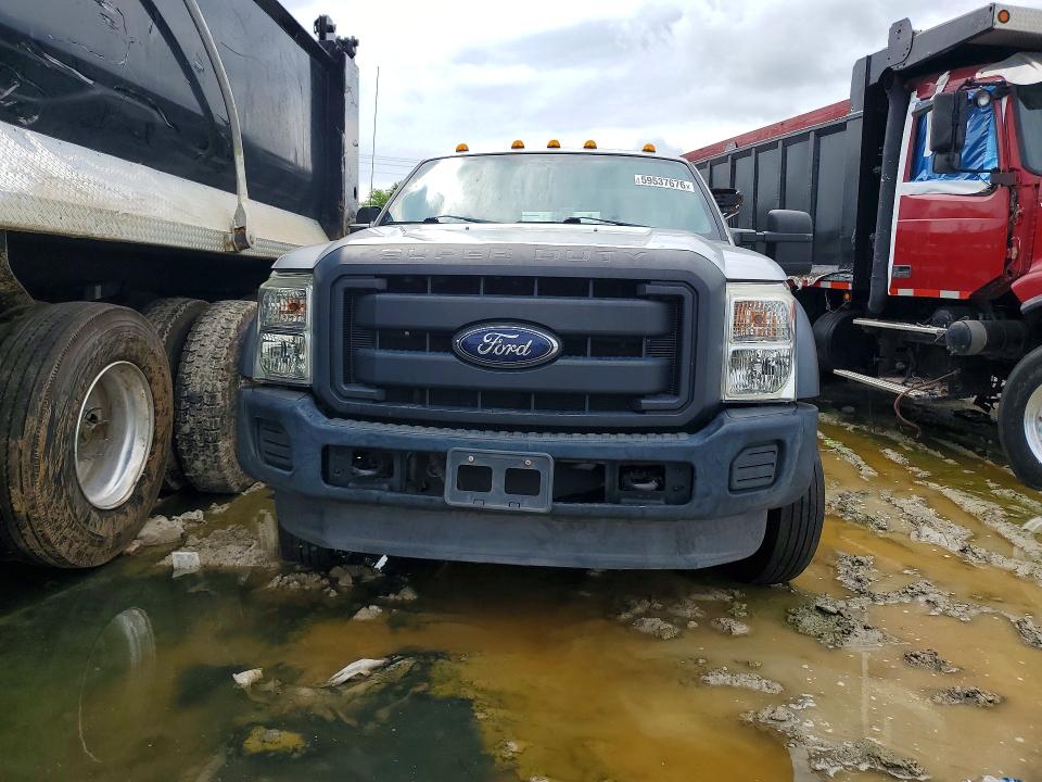 2016 Ford F450 VIN 1FDTF4GT4GEC75592 COPART salvage auction — VANDALISM, Mo - Certificate Of Title (P), sold $3,200 on 2026-07-22 (photo 5)